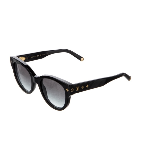 2022 Luis Vuitton sun glasses - Picture 2 of 6
